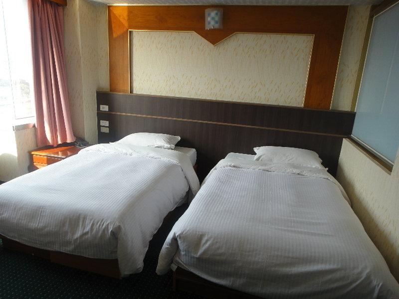 Bazhong Sentosa Hotel Kaohsiung Bagian luar foto